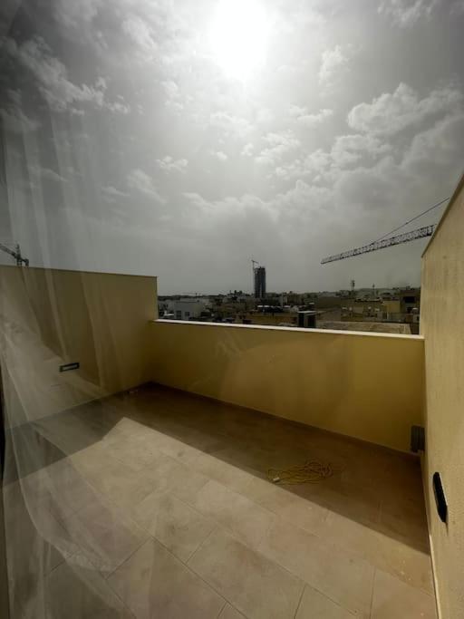 Duplex Penthouse In Gzira Sleeps 6 Apartment Exterior photo